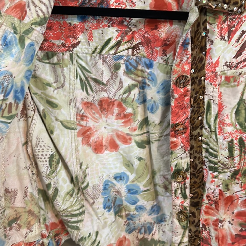 Life Style Multi-pattern jacket - Picture 5 of 7